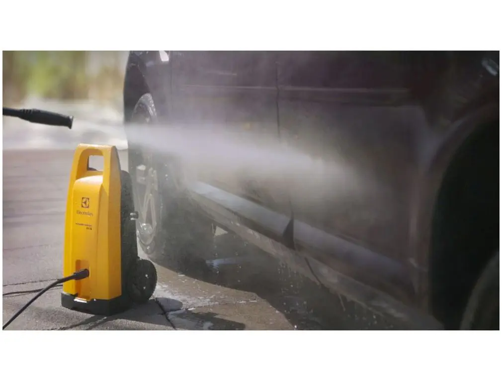 Lavadora de Alta Pressão Electrolux EWS30 (10)